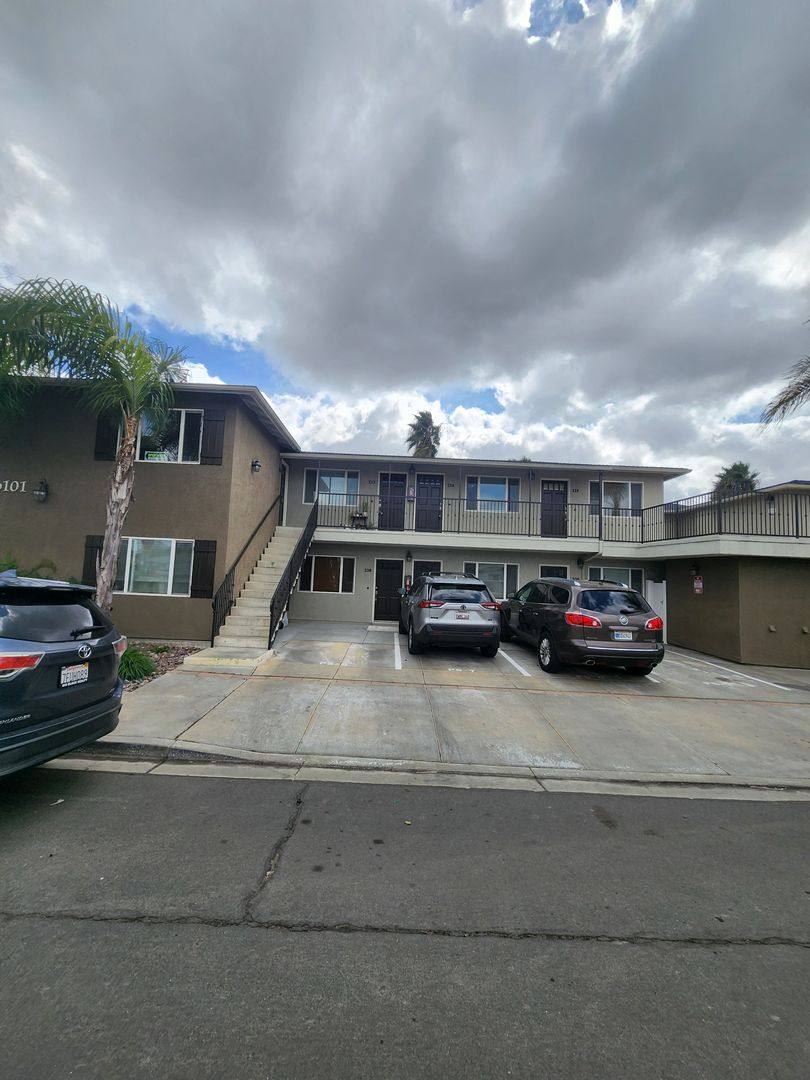 Apartment for rent at 6101 Adelaide Ave #114, San Diego, CA 92115