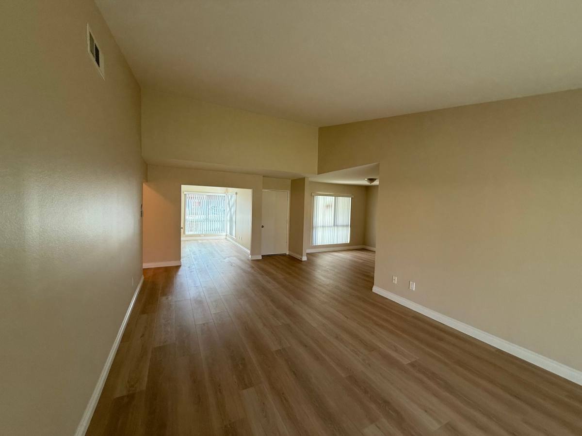 House for rent at 23115 Village, Camarillo, CA 93012