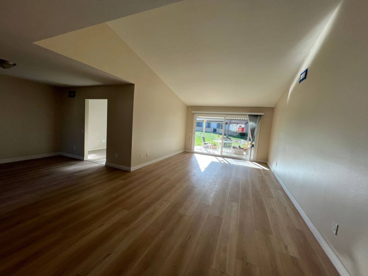 House for rent at 23115 Village, Camarillo, CA 93012