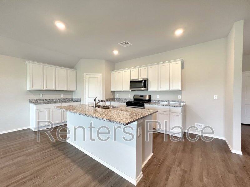 House for rent at 20 Stonegate Dr, Pryor, OK 74361