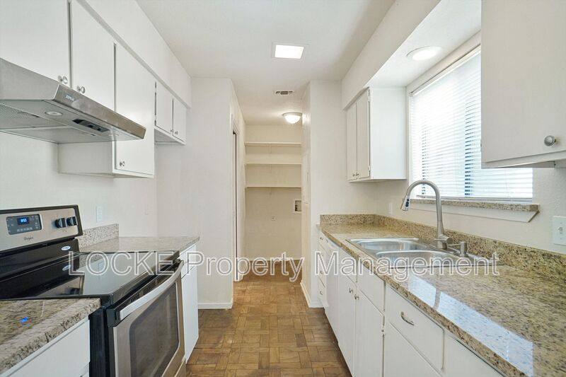 Condo for rent at 4908 Byers Ave #D, Fort Worth, TX 76107