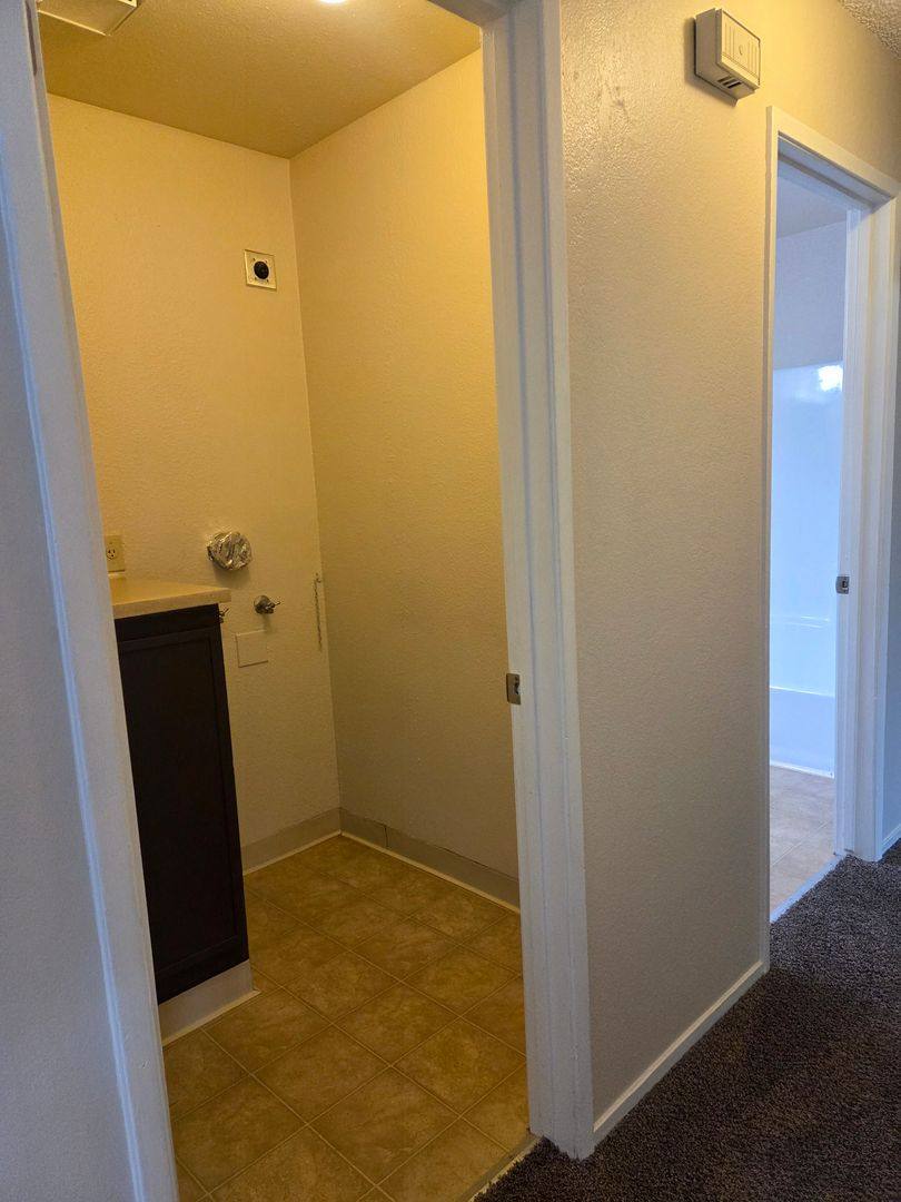 Apartment for rent at 511 Eastwood Ave, Manteca, CA 95336