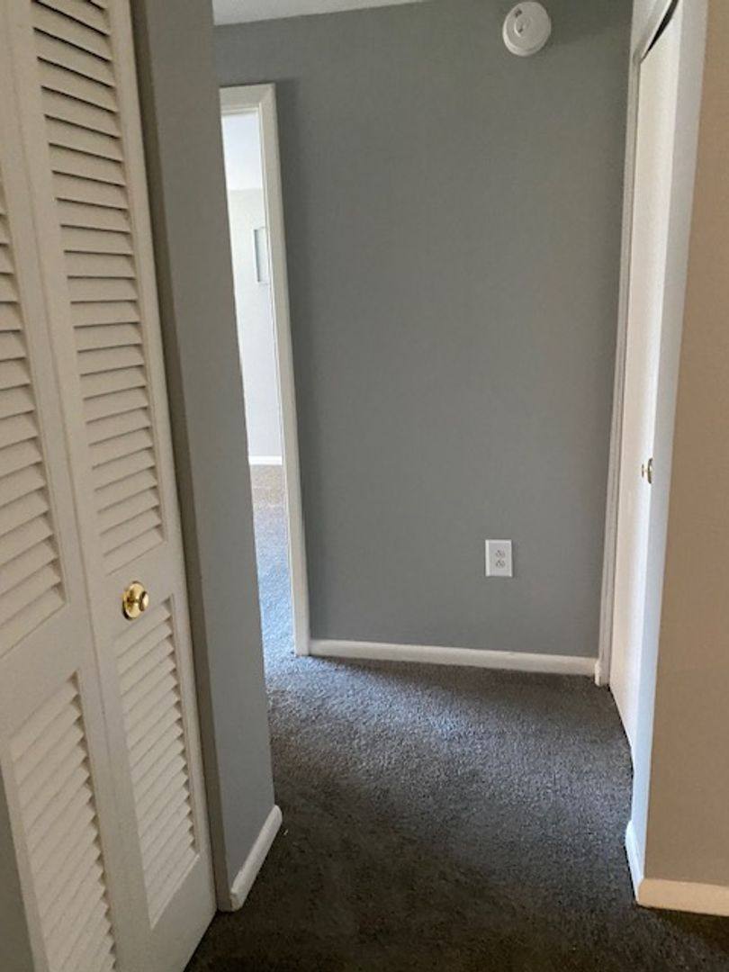 Apartment for rent at 2 W Chester Pike, Ridley Park, PA 19078