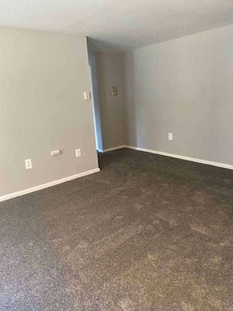 Apartment for rent at 2 W Chester Pike, Ridley Park, PA 19078