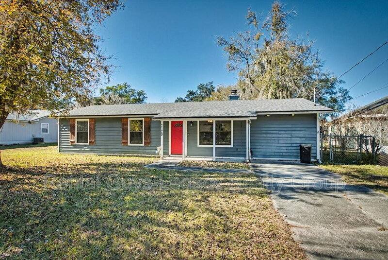 House for rent at 2120 Blair Rd, Jacksonville, FL 32221