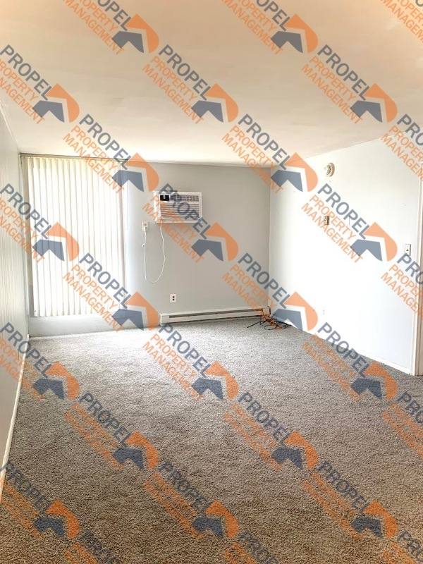 Apartment for rent at 33402 W Michigan Ave #5, Wayne, MI 48184