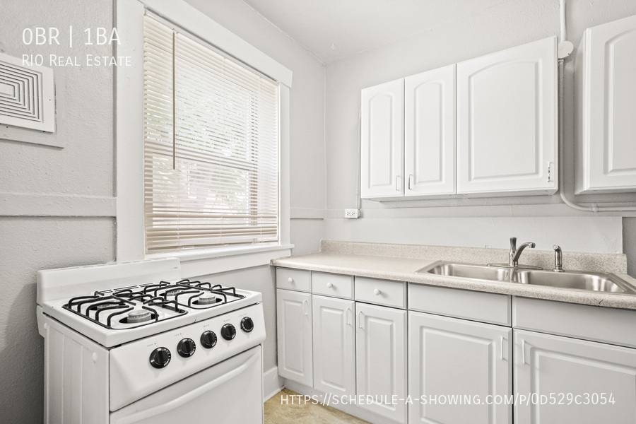 Apartment for rent at 1115 N Logan St #106, Denver, CO 80218