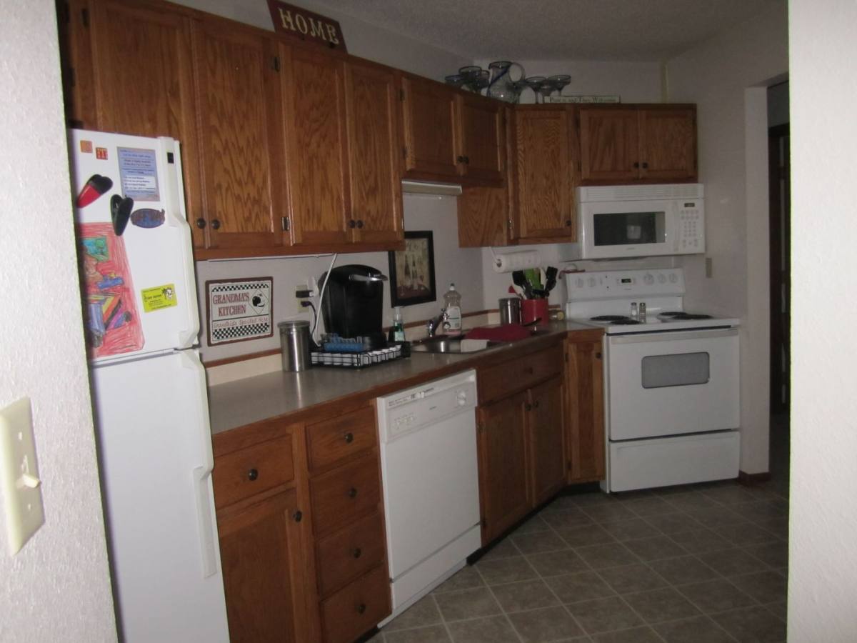 Apartment for rent at 1457 11th St North; 1468 12th N, Wahpeton, ND 58075