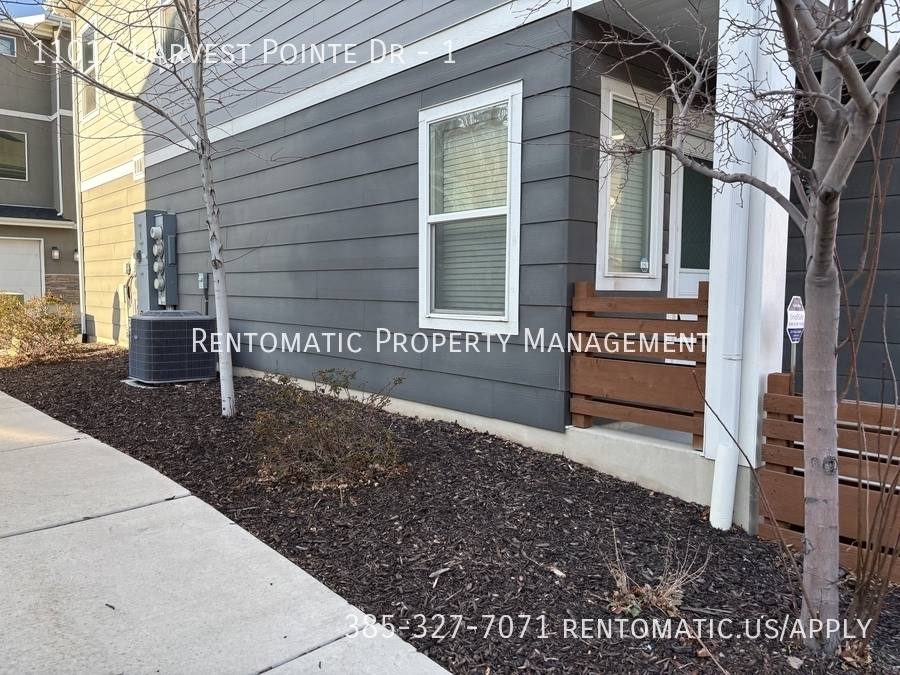 Townhouse for rent at 11017 Harvest Pointe Dr #1, South Jordan, UT 84009