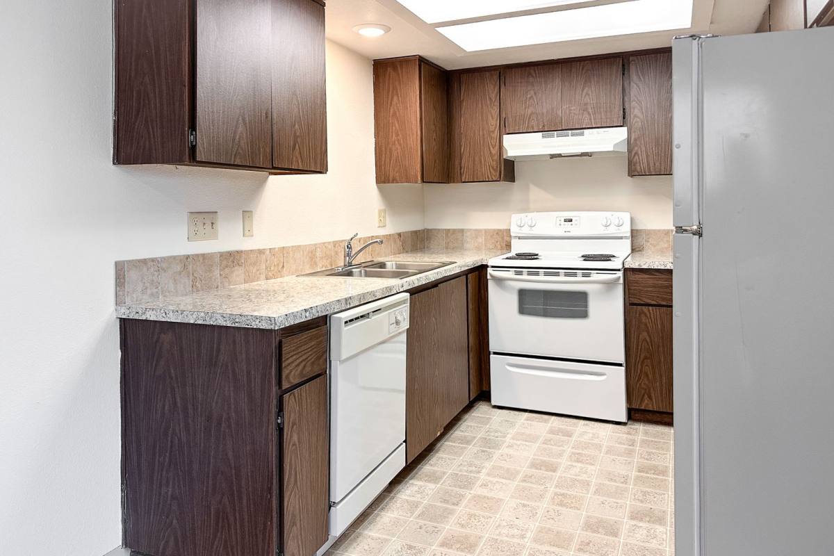Apartment for rent at 801 N Tweedt St, Kennewick, WA 99336
