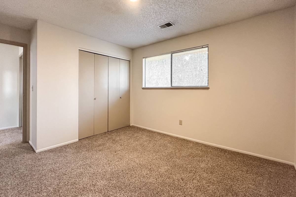 Apartment for rent at 801 N Tweedt St, Kennewick, WA 99336