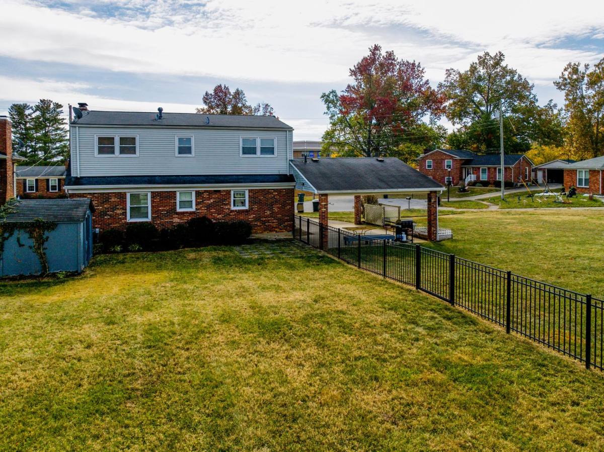 House for rent at 9903 Welshpool Court, Louisville, KY 40299