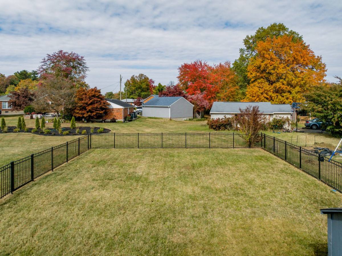 House for rent at 9903 Welshpool Court, Louisville, KY 40299