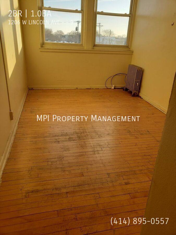 1206 W Lincoln Ave #9, Milwaukee, WI 53215
