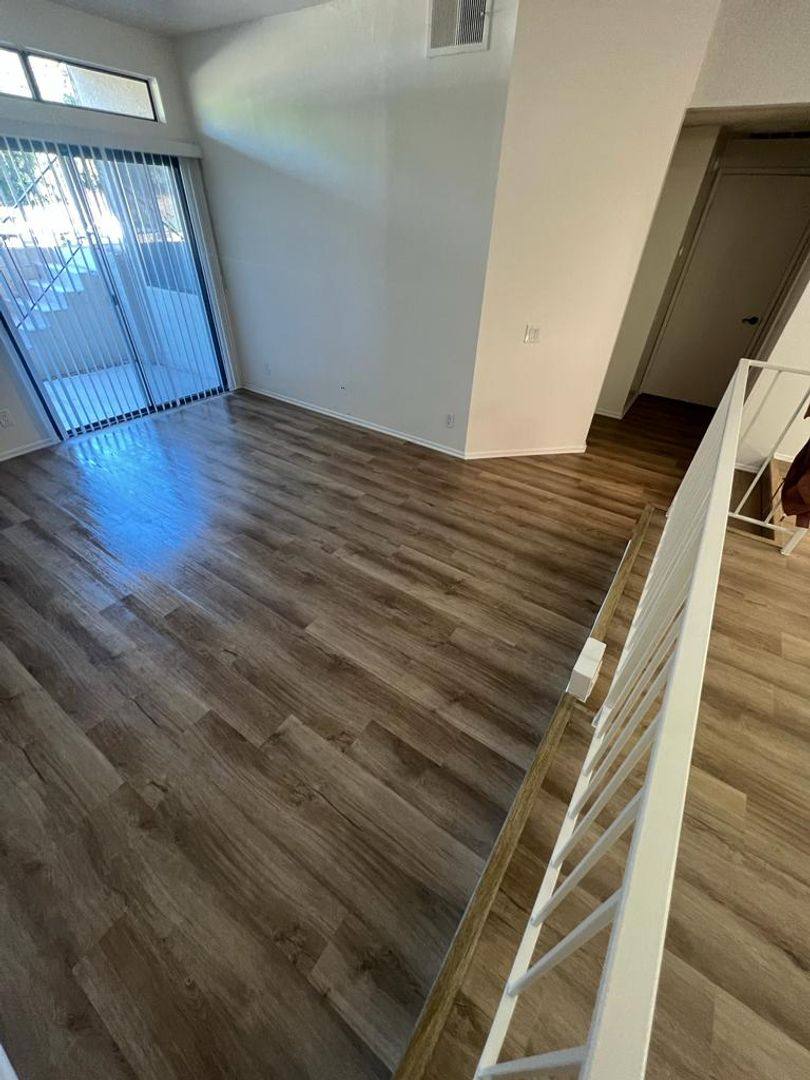 Apartment for rent at 4770 Kester Ave, Sherman Oaks, CA 91403