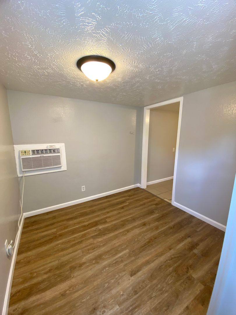Apartment for rent at 805 7th St, Dodge City, KS 67801