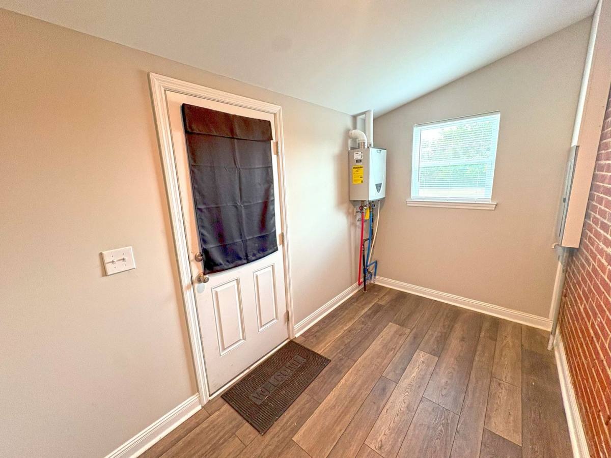 Apartment for rent at 234-236 W Winchester St, Gallatin, TN 37066