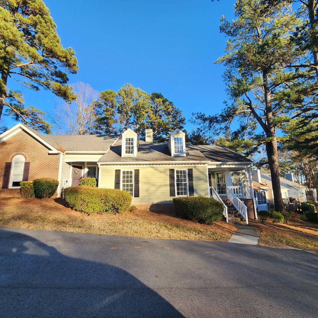 Townhouse for rent at 5712 Finsbury Court, Raleigh, NC 27609