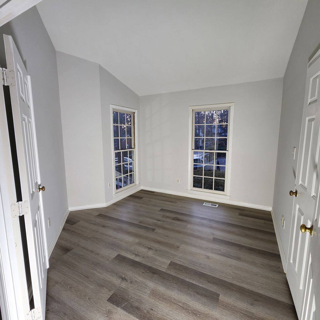 Townhouse for rent at 5712 Finsbury Court, Raleigh, NC 27609