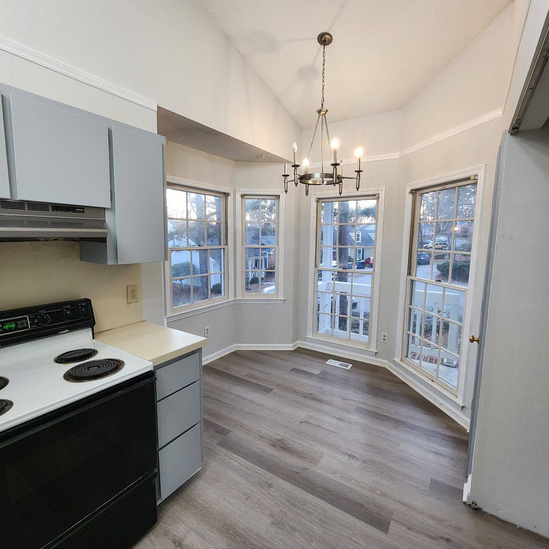 Townhouse for rent at 5712 Finsbury Court, Raleigh, NC 27609