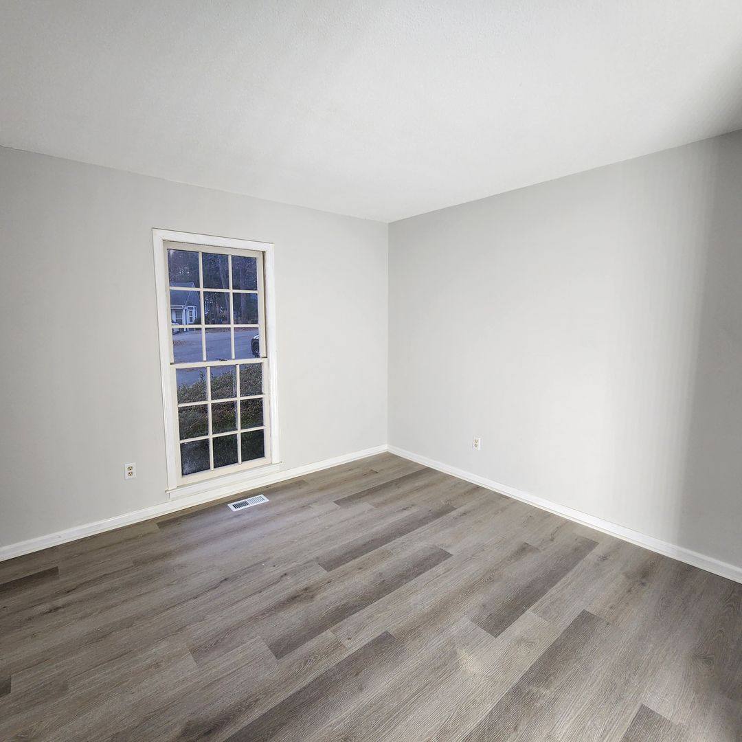 Townhouse for rent at 5712 Finsbury Court, Raleigh, NC 27609