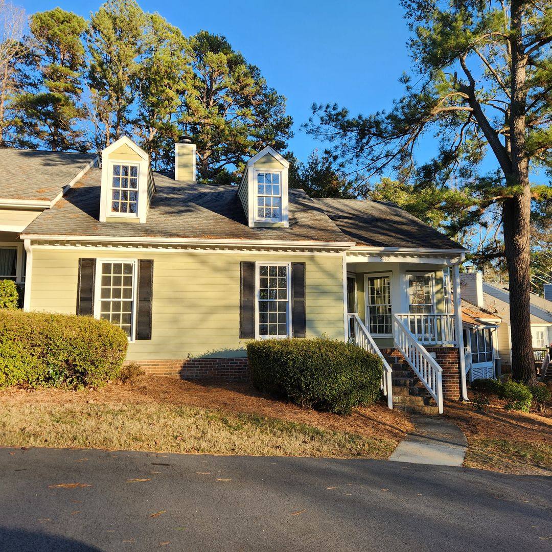 Townhouse for rent at 5712 Finsbury Court, Raleigh, NC 27609