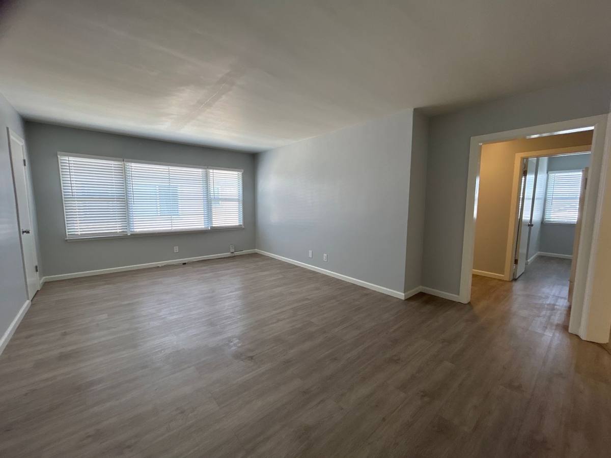 Apartment for rent at 4634 W El Segundo Blvd, Hawthorne, CA 90250