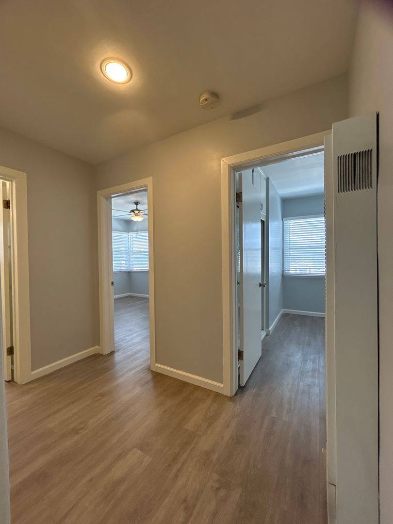 Apartment for rent at 4634 W El Segundo Blvd, Hawthorne, CA 90250