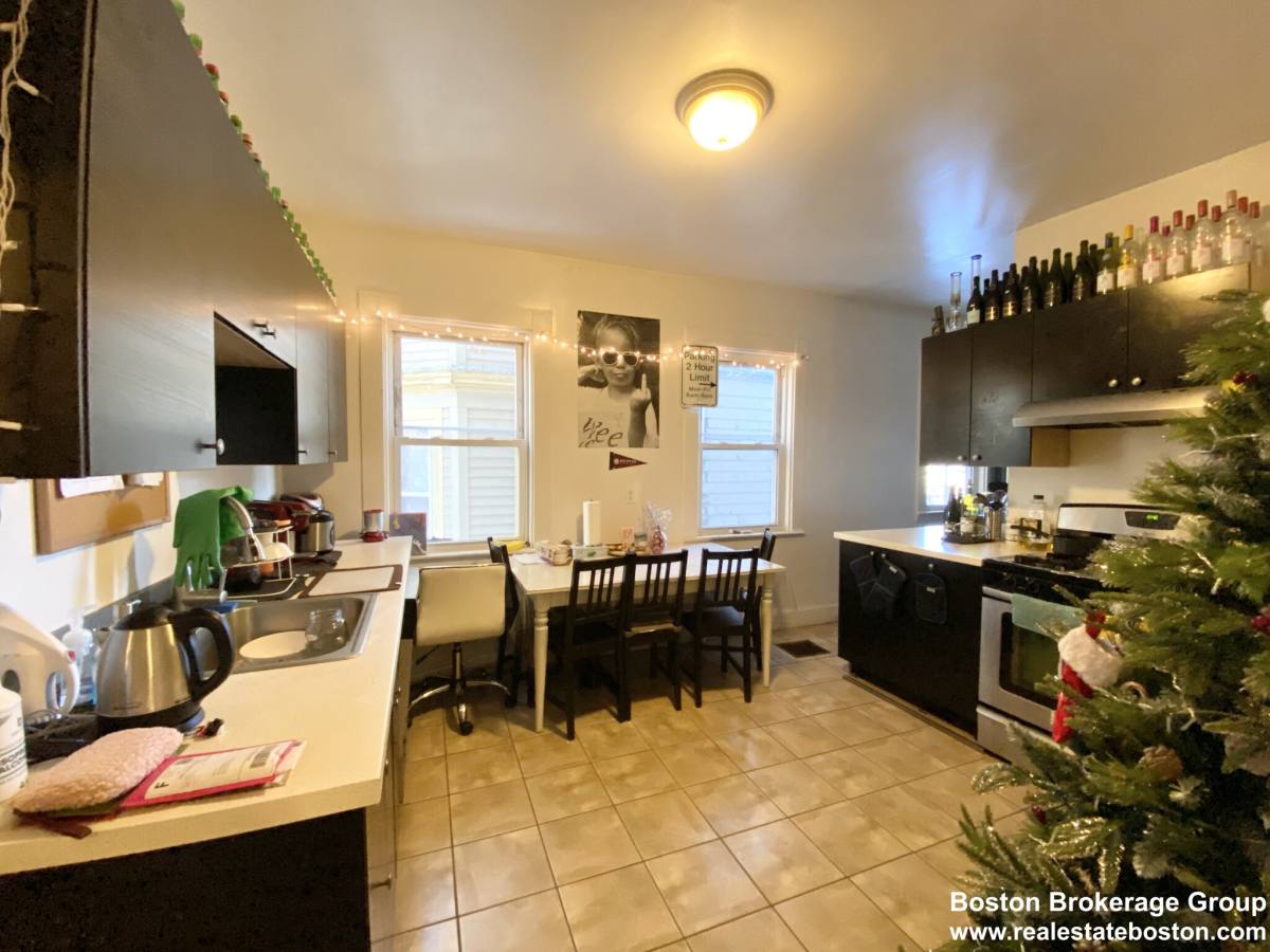 Apartment for rent at 72 Calumet St #1, Roxbury Crossing, MA 02120