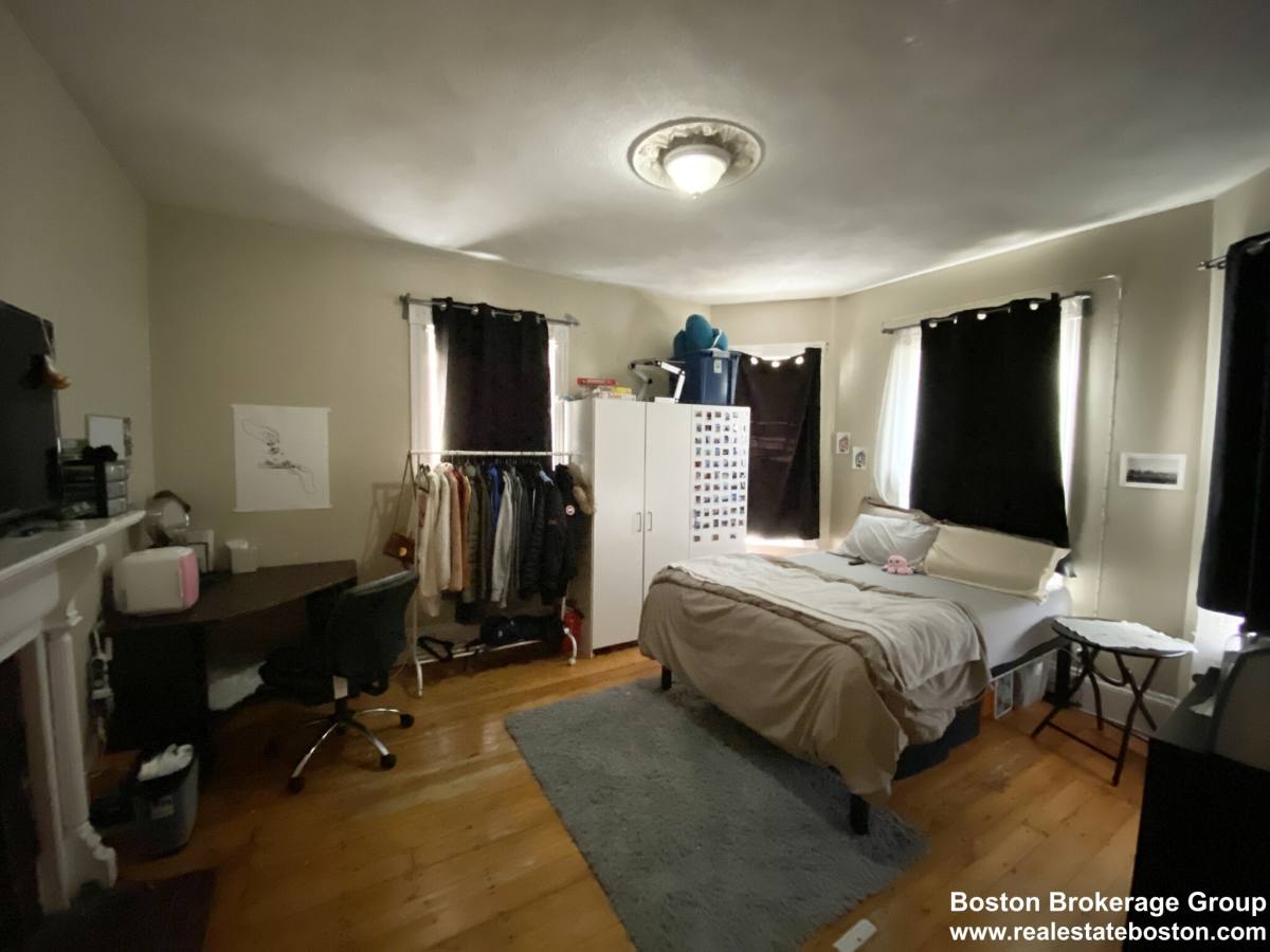 Apartment for rent at 72 Calumet St #1, Roxbury Crossing, MA 02120