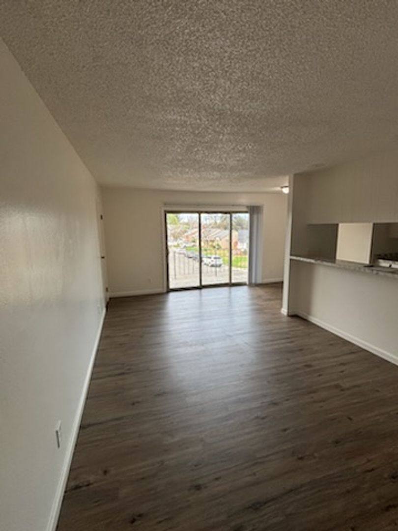 Apartment for rent at 3100 Jersey Way, Sacramento, CA 95821
