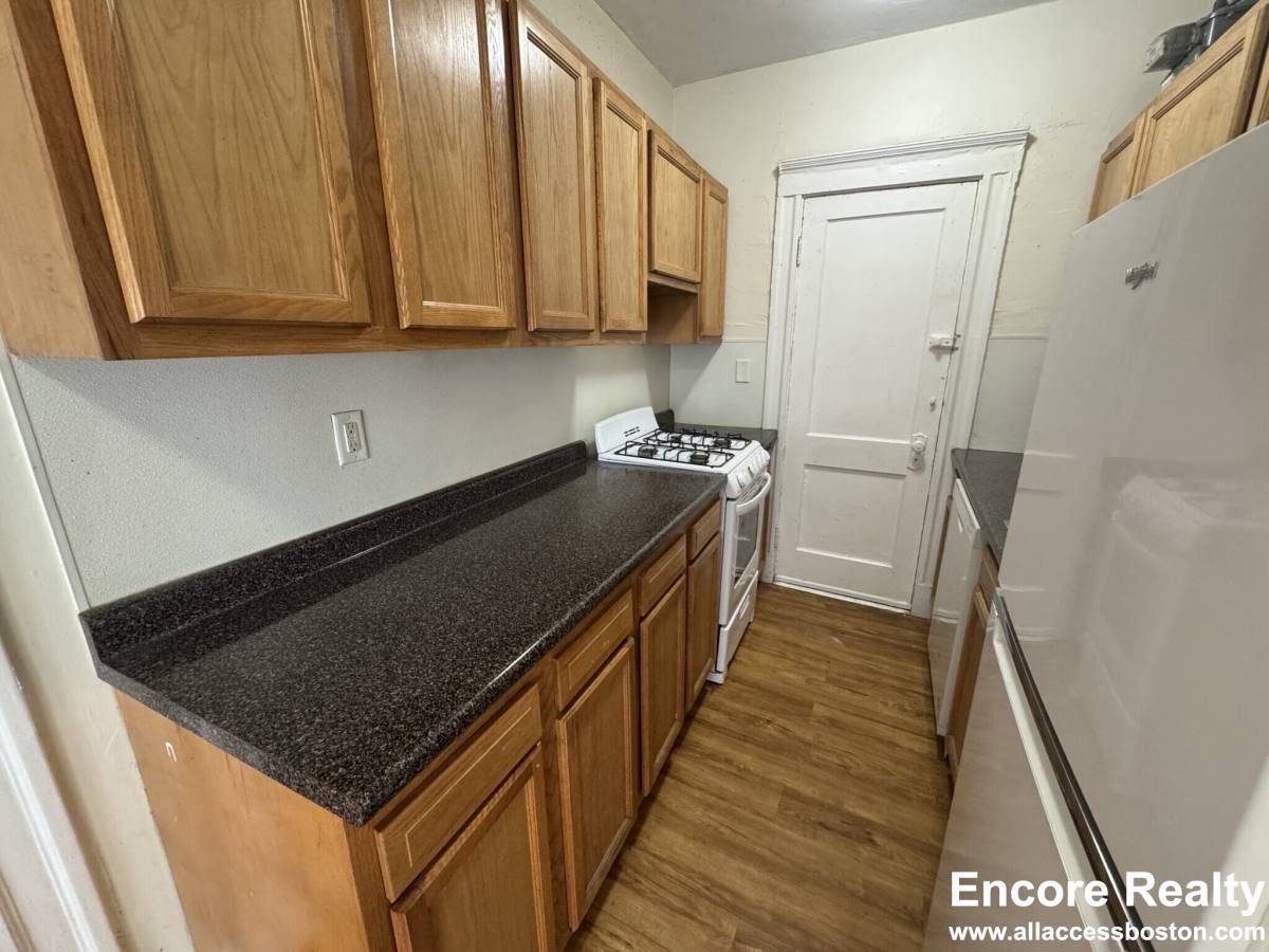 Apartment for rent at 1171 Boylston St #37, Boston, MA 02215
