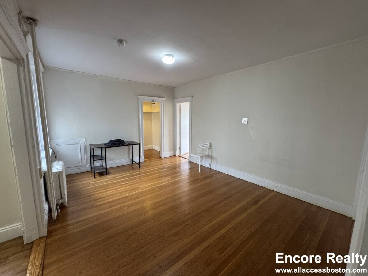 Apartment for rent at 1171 Boylston St #37, Boston, MA 02215