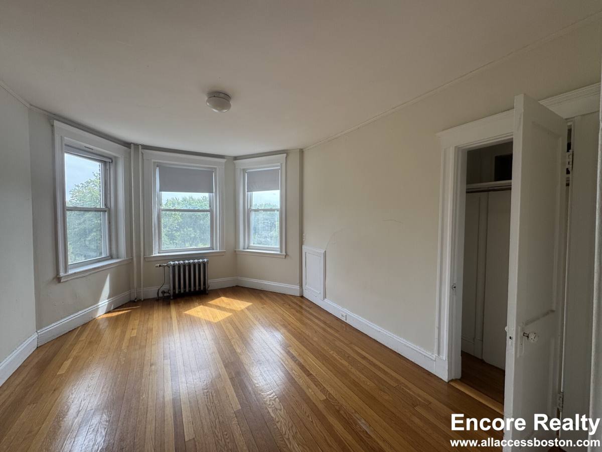 Apartment for rent at 1171 Boylston St #37, Boston, MA 02215
