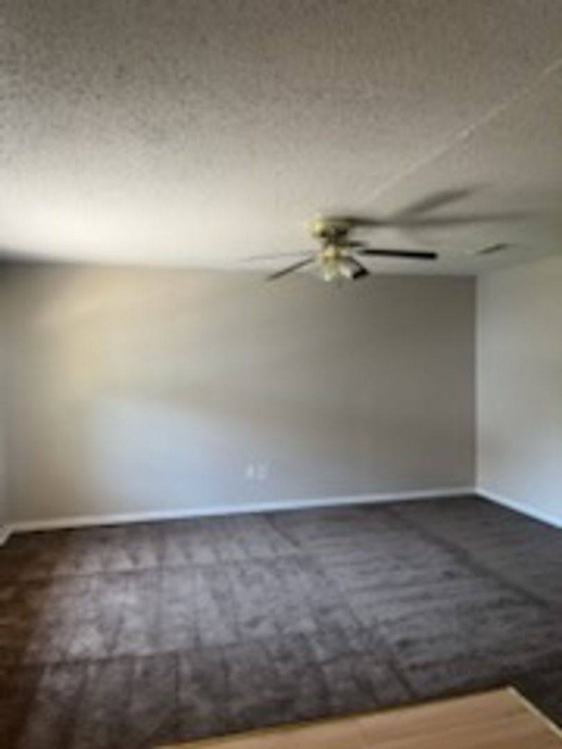 Apartment for rent at 1123 Blvd Place, Shreveport, LA 71104