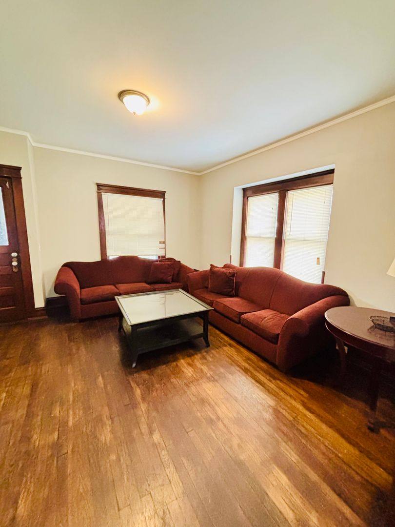 Townhouse for rent at 1555 E 118th St, Cleveland, OH 44106