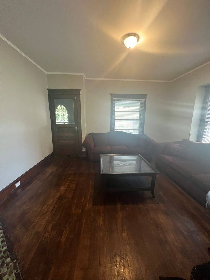 Townhouse for rent at 1555 E 118th St, Cleveland, OH 44106