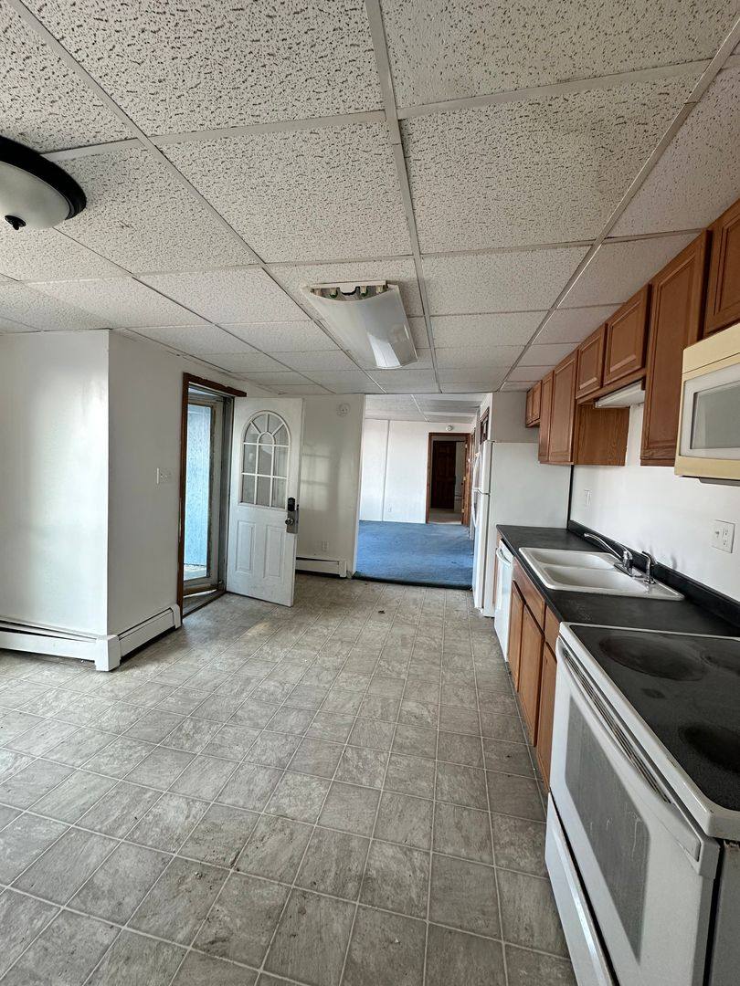 33 Chapel St, Pittston, PA 18640 - Apartment For Rent - Image 10