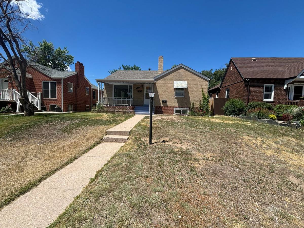 Apartment for rent at 1808 E 19th St, Cheyenne, WY 82001