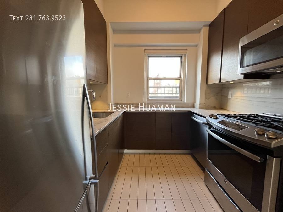 Condo for rent at 360 E 65th St #PH, New York, NY 10021