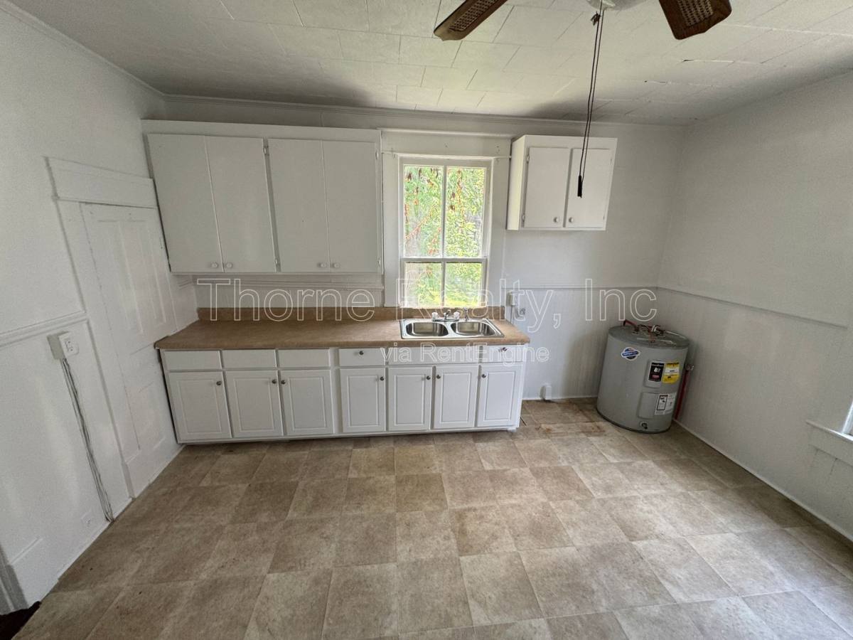 Apartment for rent at 809 Sunset Ave, Rocky Mount, NC 27804