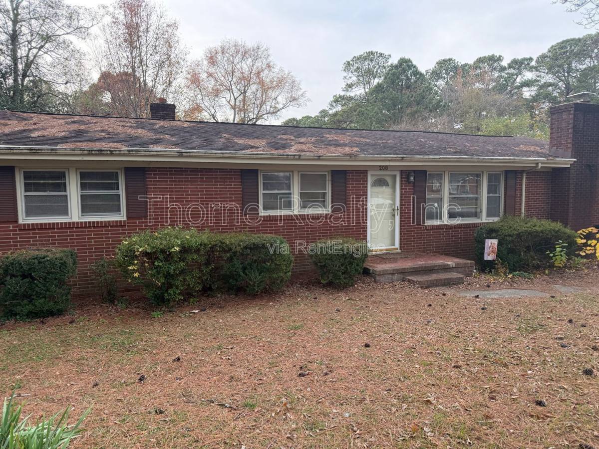 House for rent at 208 Ridgewood Dr, Rocky Mount, NC 27803
