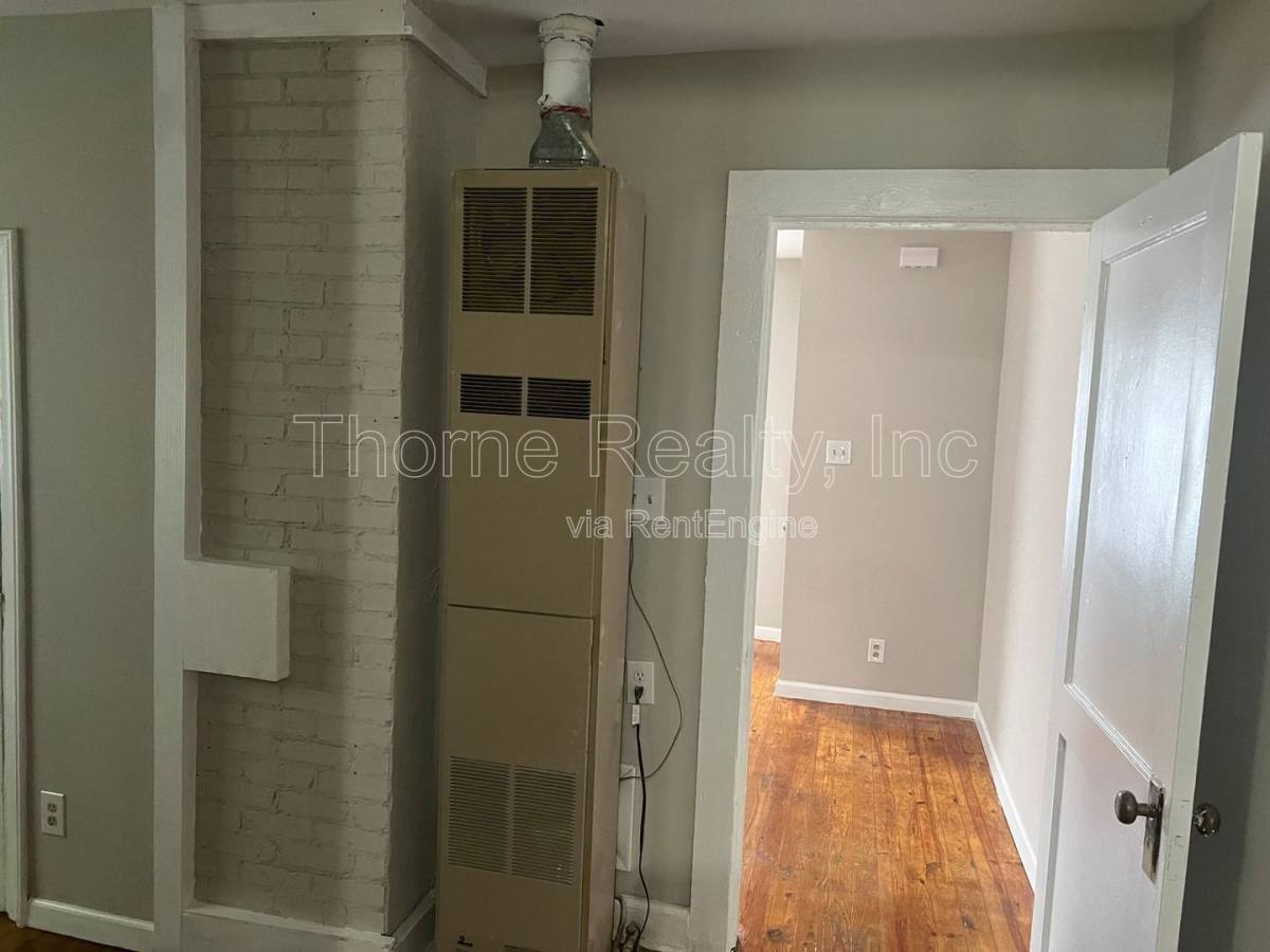 Apartment for rent at 633 Pennsylvania Ave #B, Rocky Mount, NC 27801