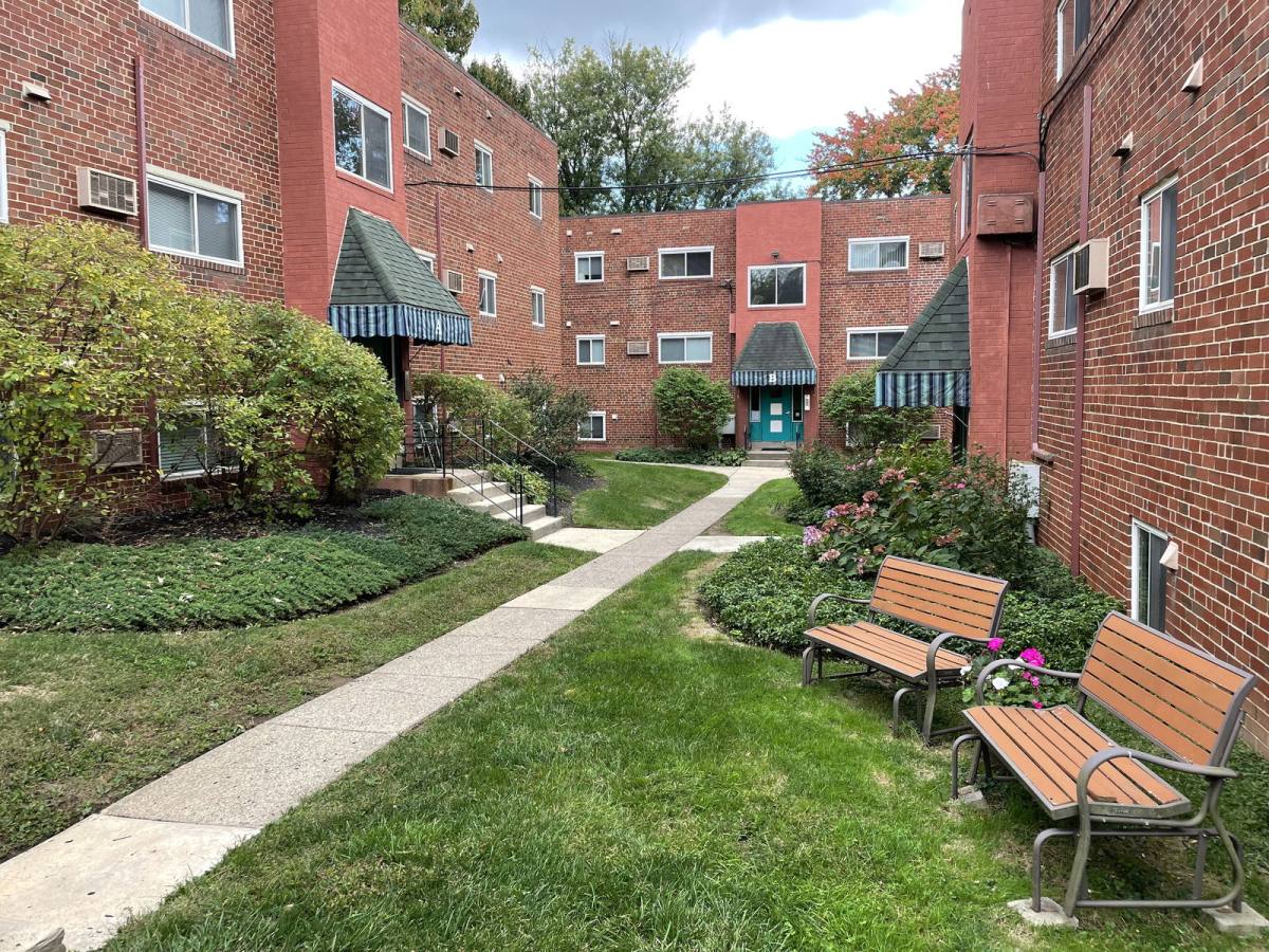 Apartment for rent at 3960 Dennison Ave #B5, Drexel Hill, PA 19026