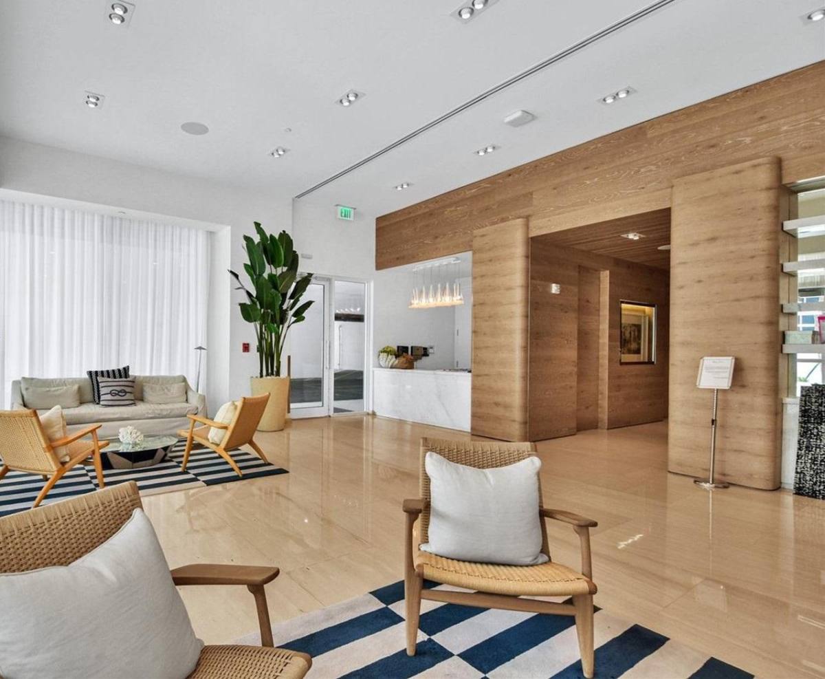 Apartment for rent at 401 N Birch Rd #TIFFANY Condo, Fort Lauderdale, FL 33304