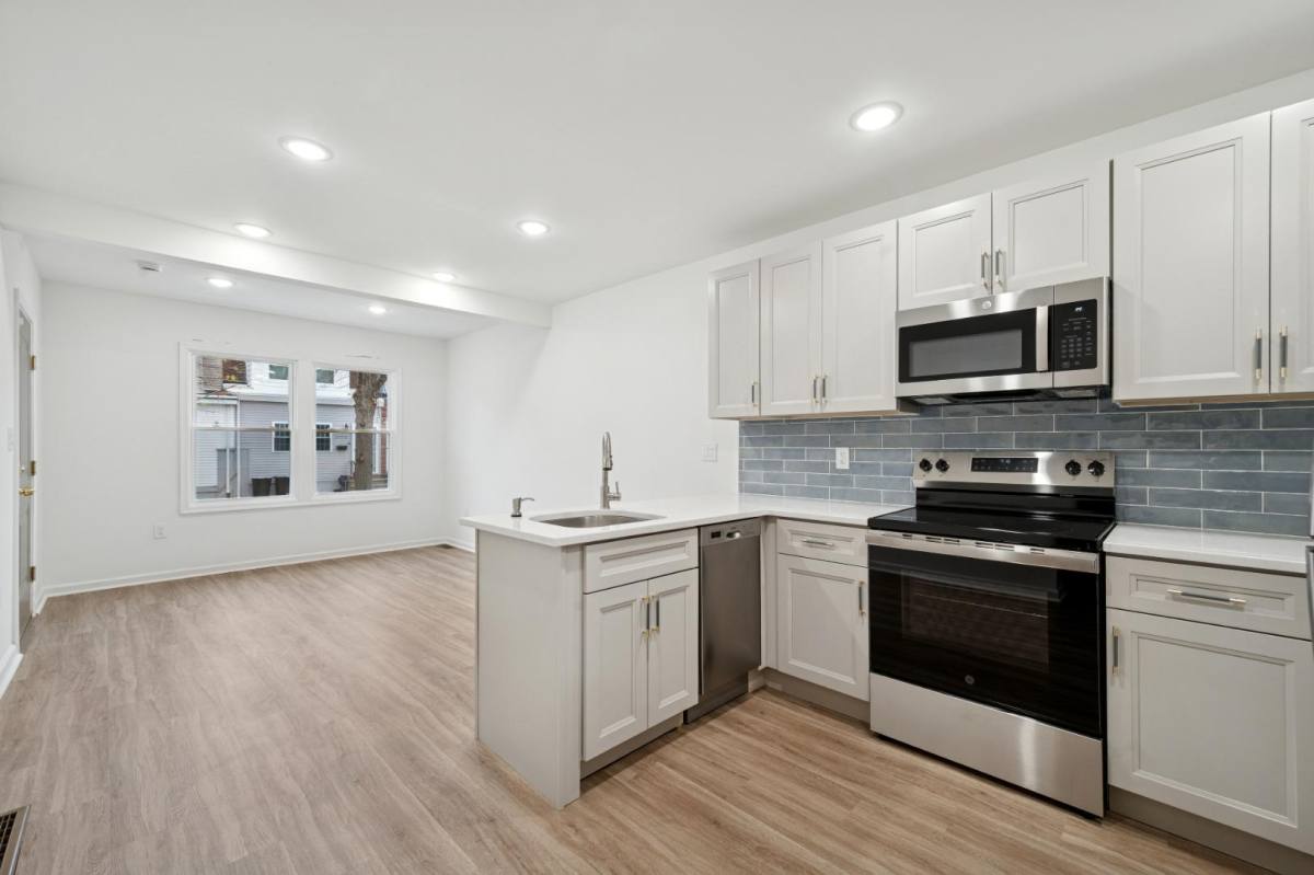Apartment for rent at 2553 S Dewey St #1, Philadelphia, PA 19142