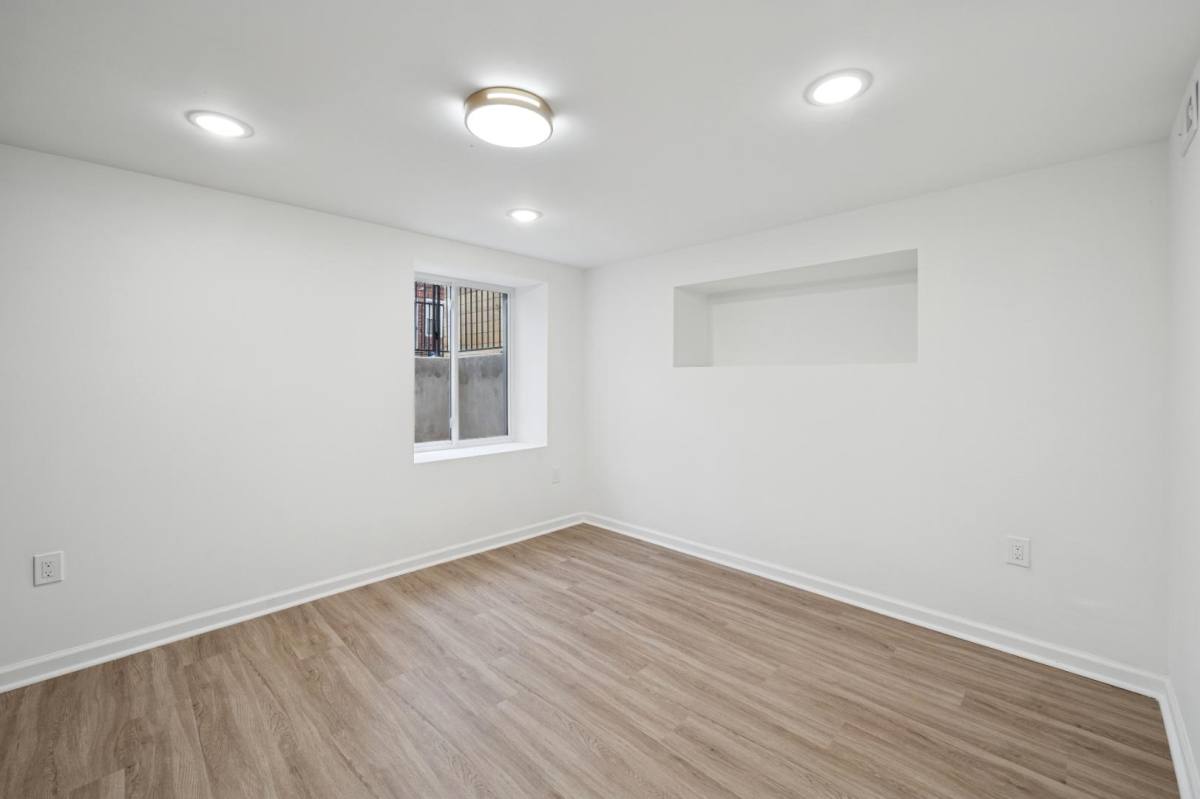 Apartment for rent at 2553 S Dewey St #1, Philadelphia, PA 19142