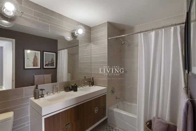 Apartment for rent at 550 W 45th St #2302, New York, NY 10036