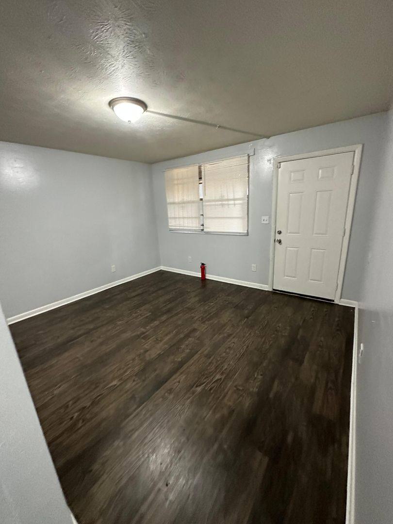 Apartment for rent at 1625 W 26th St, Jacksonville, FL 32209