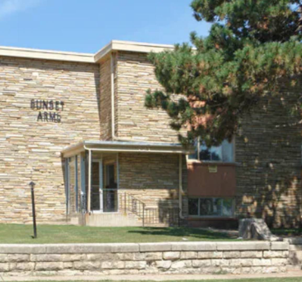 Apartment for rent at 721 SW Polk St, Topeka, KS 66603